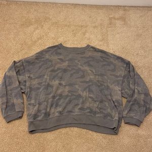 Comfy Camouflage sweater, loose fitting